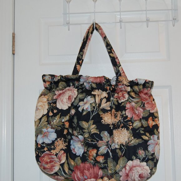 Oversize Knitting Bag -Quilt Like With 2 Handles/No Tags Good Preowned Condition - Picture 1 of 9